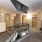 Loyal Otel