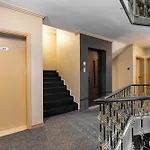 Loyal Otel