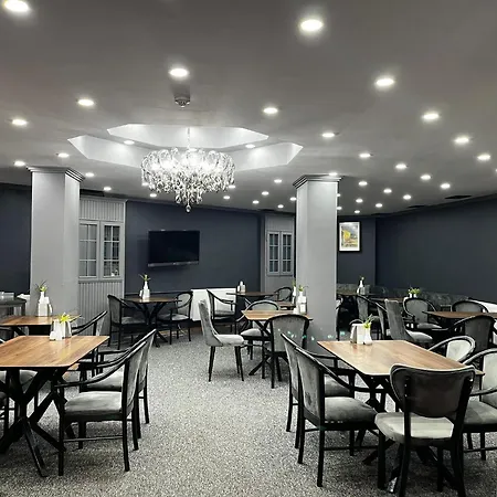 Loyal 3* Bursa