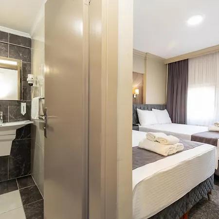 Loyal 3* Bursa
