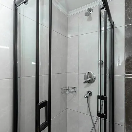 Loyal 3* Bursa