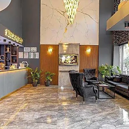 Otel Loyal